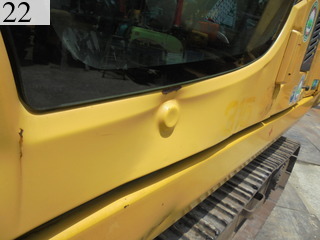 中古建設機械 中古 コマツ KOMATSU 油圧ショベル・バックホー ０．７－０．９立米 PC200-8