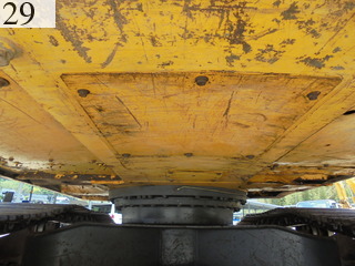 中古建設機械 中古 コマツ KOMATSU 油圧ショベル・バックホー ０．７－０．９立米 PC200-8