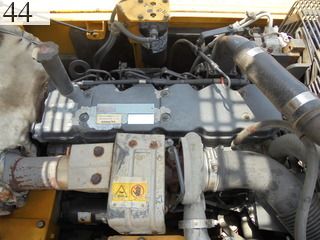中古建設機械 中古 コマツ KOMATSU 油圧ショベル・バックホー ０．７－０．９立米 PC200-8