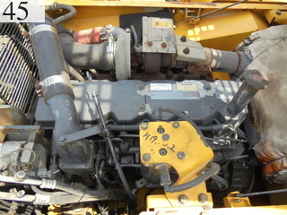 中古建設機械 中古 コマツ KOMATSU 油圧ショベル・バックホー ０．７－０．９立米 PC200-8