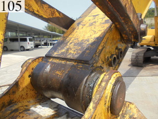 中古建設機械 中古 コマツ KOMATSU 油圧ショベル・バックホー ０．７－０．９立米 PC200-8