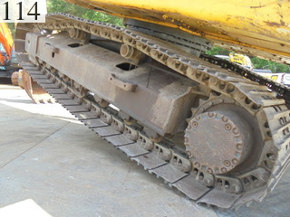中古建設機械 中古 コマツ KOMATSU 油圧ショベル・バックホー ０．７－０．９立米 PC200-8