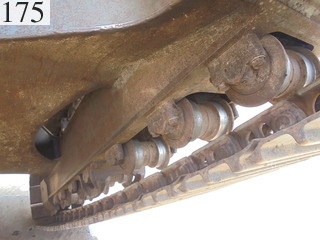中古建設機械 中古 コマツ KOMATSU 油圧ショベル・バックホー ０．７－０．９立米 PC200-8