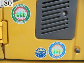 中古建設機械 中古 コマツ KOMATSU 油圧ショベル・バックホー ０．７－０．９立米 PC200-8