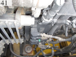 中古建設機械 中古 コマツ KOMATSU 油圧ショベル・バックホー ０．７－０．９立米 PC200LC-8N1