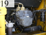 中古建設機械 中古 コマツ KOMATSU 油圧ショベル・バックホー ０．７－０．９立米 PC220LC-7