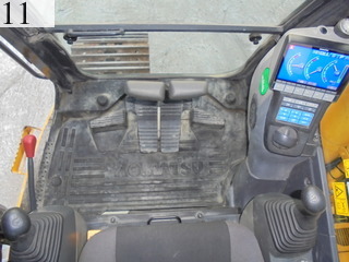 中古建設機械 中古 コマツ KOMATSU 油圧ショベル・バックホー ０．７－０．９立米 PC228US-10