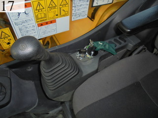 中古建設機械 中古 コマツ KOMATSU 油圧ショベル・バックホー ０．７－０．９立米 PC228US-10