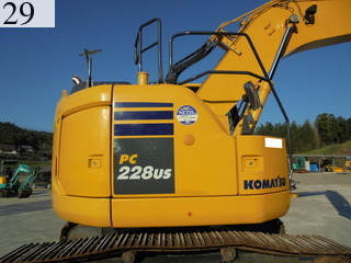 中古建設機械 中古 コマツ KOMATSU 油圧ショベル・バックホー ０．７－０．９立米 PC228US-10