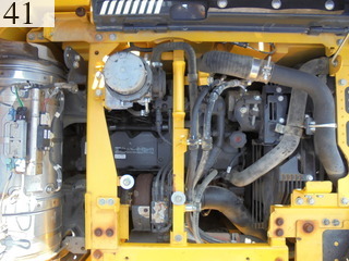 中古建設機械 中古 コマツ KOMATSU 油圧ショベル・バックホー ０．７－０．９立米 PC228US-10