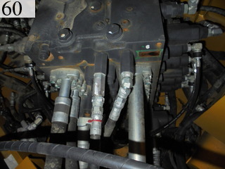 中古建設機械 中古 コマツ KOMATSU 油圧ショベル・バックホー ０．７－０．９立米 PC228US-10