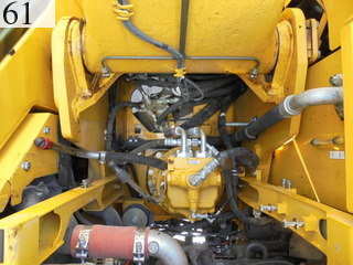 中古建設機械 中古 コマツ KOMATSU 油圧ショベル・バックホー ０．７－０．９立米 PC228US-10