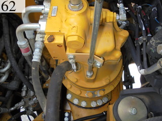 中古建設機械 中古 コマツ KOMATSU 油圧ショベル・バックホー ０．７－０．９立米 PC228US-10