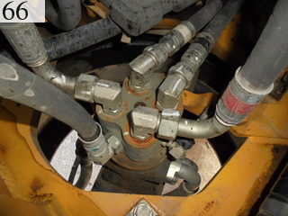 中古建設機械 中古 コマツ KOMATSU 油圧ショベル・バックホー ０．７－０．９立米 PC228US-10