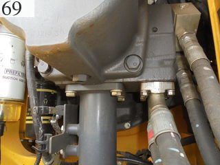 中古建設機械 中古 コマツ KOMATSU 油圧ショベル・バックホー ０．７－０．９立米 PC228US-10