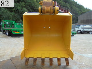 中古建設機械 中古 コマツ KOMATSU 油圧ショベル・バックホー ０．７－０．９立米 PC228US-10