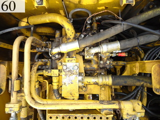 中古建設機械 中古 コマツ KOMATSU 油圧ショベル・バックホー １．０立米以上 PC650-6