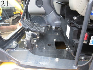 中古建設機械 中古 コマツ KOMATSU 油圧ショベル・バックホー ０．２－０．３立米 PC78US-10