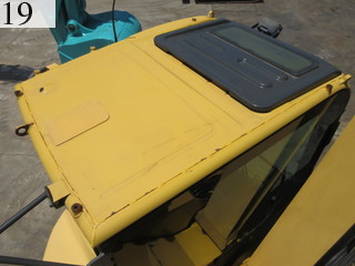 中古建設機械 中古 コマツ KOMATSU 油圧ショベル・バックホー ０．２－０．３立米 PC78US-8