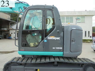 中古建設機械 中古 コベルコ建機 KOBELCO 油圧ショベル・バックホー ０．４－０．５立米 SK135SR-2