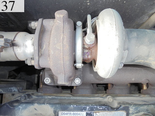 中古建設機械 中古 コベルコ建機 KOBELCO 油圧ショベル・バックホー ０．４－０．５立米 SK135SR-2