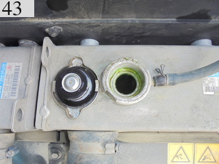 中古建設機械 中古 コベルコ建機 KOBELCO 油圧ショベル・バックホー ０．４－０．５立米 SK135SR-2