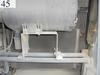 中古建設機械 中古 コベルコ建機 KOBELCO 油圧ショベル・バックホー ０．４－０．５立米 SK135SR-2