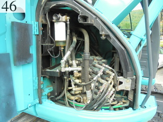 中古建設機械 中古 コベルコ建機 KOBELCO 油圧ショベル・バックホー ０．４－０．５立米 SK135SR-2