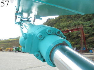 中古建設機械 中古 コベルコ建機 KOBELCO 油圧ショベル・バックホー ０．４－０．５立米 SK135SR-2