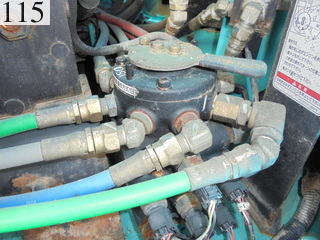 中古建設機械 中古 コベルコ建機 KOBELCO 油圧ショベル・バックホー ０．４－０．５立米 SK135SR-2