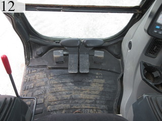 中古建設機械 中古 コベルコ建機 KOBELCO 油圧ショベル・バックホー ０．４－０．５立米 SK135SR-2