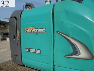中古建設機械 中古 コベルコ建機 KOBELCO 油圧ショベル・バックホー ０．４－０．５立米 SK135SR-2