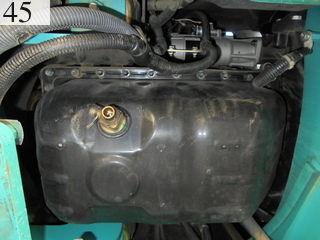 中古建設機械 中古 コベルコ建機 KOBELCO 油圧ショベル・バックホー ０．４－０．５立米 SK135SR-2