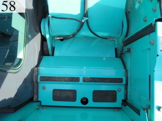 中古建設機械 中古 コベルコ建機 KOBELCO 油圧ショベル・バックホー ０．４－０．５立米 SK135SR-2