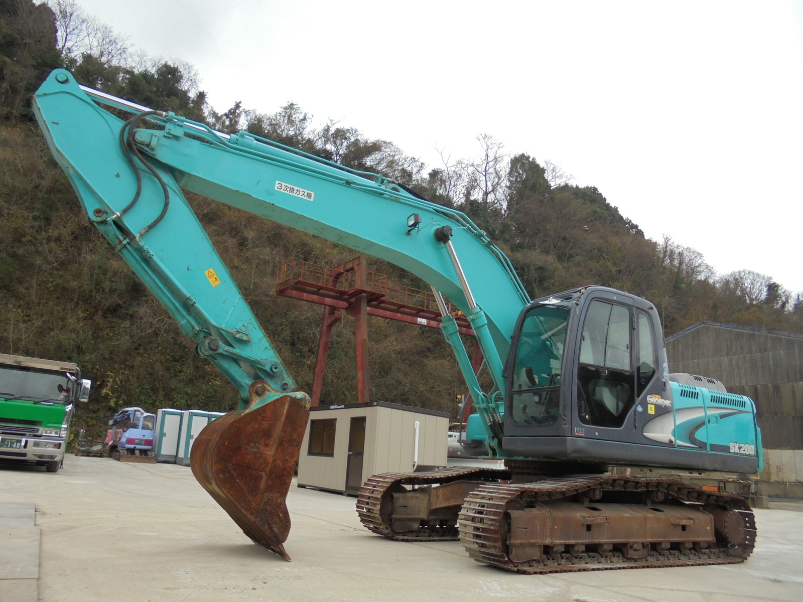 中古建設機械 中古 コベルコ建機 KOBELCO 油圧ショベル・バックホー ０．７－０．９立米 SK200-8