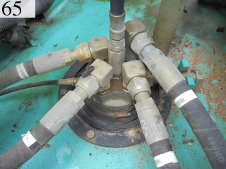 中古建設機械 中古 コベルコ建機 KOBELCO 油圧ショベル・バックホー ０．７－０．９立米 SK200-8