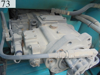 中古建設機械 中古 コベルコ建機 KOBELCO 油圧ショベル・バックホー ０．７－０．９立米 SK200-8
