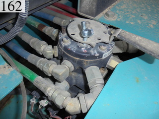 中古建設機械 中古 コベルコ建機 KOBELCO 油圧ショベル・バックホー ０．７－０．９立米 SK200-8