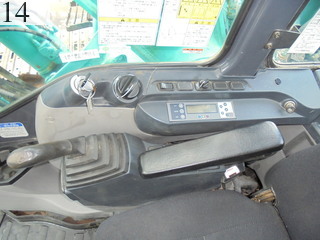 中古建設機械 中古 コベルコ建機 KOBELCO 油圧ショベル・バックホー ０．７－０．９立米 SK200-8