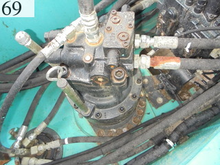 中古建設機械 中古 コベルコ建機 KOBELCO 油圧ショベル・バックホー ０．７－０．９立米 SK200-8