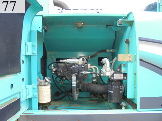 中古建設機械 中古 コベルコ建機 KOBELCO 油圧ショベル・バックホー ０．７－０．９立米 SK200-8
