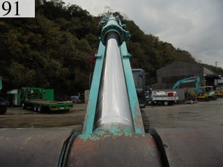 中古建設機械 中古 コベルコ建機 KOBELCO 油圧ショベル・バックホー ０．７－０．９立米 SK200-8