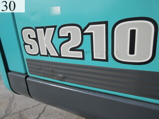 中古建設機械 中古 コベルコ建機 KOBELCO 油圧ショベル・バックホー ０．７－０．９立米 SK210LC-8