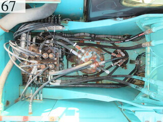 中古建設機械 中古 コベルコ建機 KOBELCO 油圧ショベル・バックホー ０．７－０．９立米 SK210LC-8