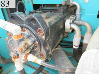 中古建設機械 中古 コベルコ建機 KOBELCO 油圧ショベル・バックホー ０．７－０．９立米 SK210LC-8