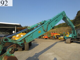 中古建設機械 中古 コベルコ建機 KOBELCO 油圧ショベル・バックホー ０．７－０．９立米 SK210LC-8