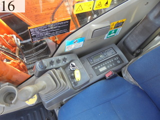 中古建設機械 中古 日立建機 HITACHI 油圧ショベル・バックホー ０．４－０．５立米 ZX120-3