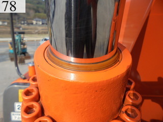 中古建設機械 中古 日立建機 HITACHI 油圧ショベル・バックホー ０．４－０．５立米 ZX120-3