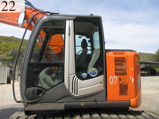 中古建設機械 中古 日立建機 HITACHI 油圧ショベル・バックホー ０．４－０．５立米 ZX135US-3