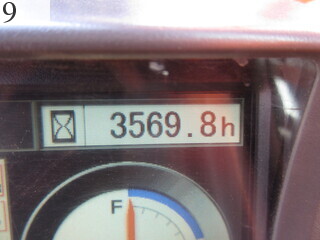 中古建設機械 中古 日立建機 HITACHI 油圧ショベル・バックホー ０．４－０．５立米 ZX135US-3